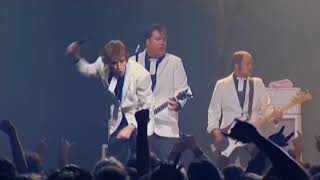 The Hives - Tussles In Brussels