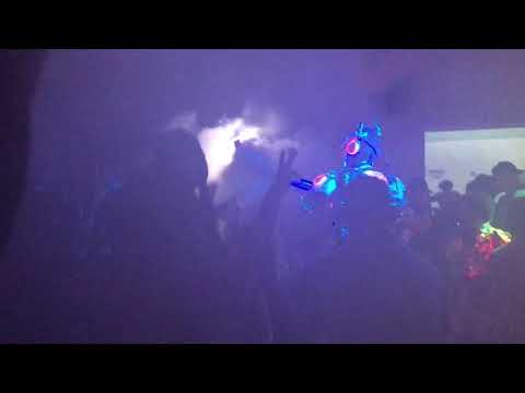 Robô Megatron - Festa de 15 anos (Debutante) - Robô de Led