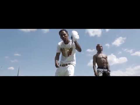 TIZZ X POPOUT - Different Cloth