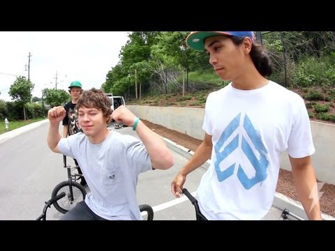 BMX GAME OF BIKE: Stevie Churchill