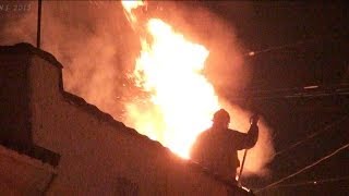 preview picture of video 'LAFD / Two Attic Fires'