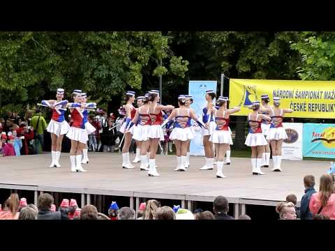Pražské mažoretky - Pódiová formace 2015