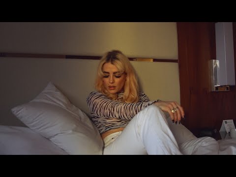 Wayfloe - Apollo (Official Video) ft. Rebecca & Fiona