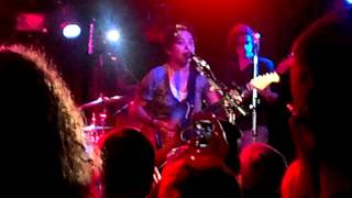 vicci martinez &quot;let go&quot;