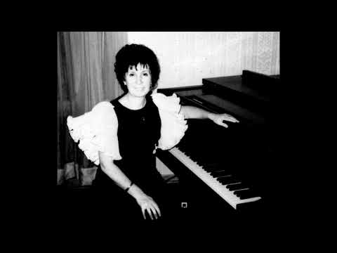 Sedmara Zakarian Rutstein plays Debussy suite pour piano