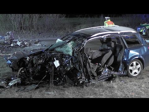 Ehekirchen - Beide Fahrer nach Frontalunfall tödlich verletzt