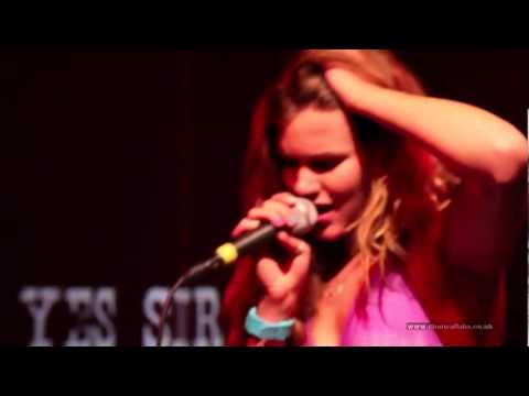 Joss Stone ft Yes Sir boss - Come Together Live ( the beatles cover)