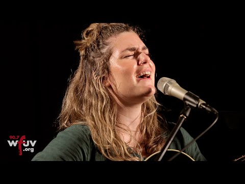 Sonic - Olivia Barton