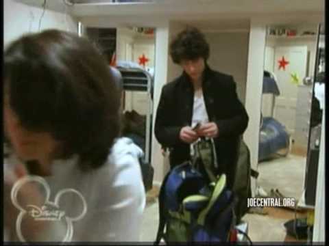 A Little Bit Longer - Jonas Brothers (with NickJ speech)