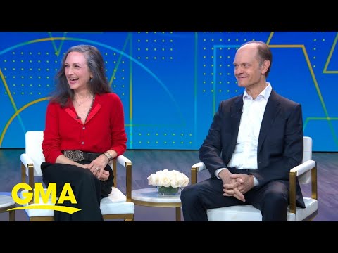Bebe Neuwirth and David Hyde Pierce talk new series, 'Julia' l GMA