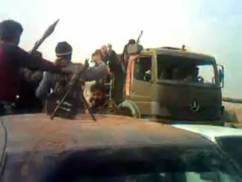 فرحة كتائب الجيش الحر بعد السيطرة على مدفعية الميادين