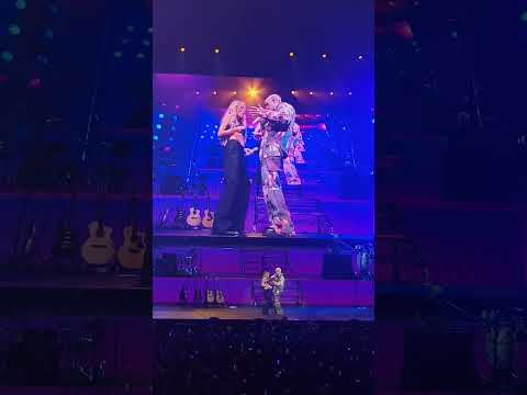 TIAGO PZK, TINI - ME ENTERÉ (VIVO MOVISTAR ARENA 04/11/25)
