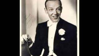 Fred Astaire singing We&#39;re In The Money - The Golddiggers Song