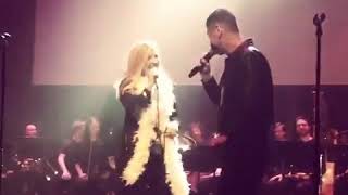 He&#39;s on the phone - Extrait live Etienne Daho en duo avec Saint Etienne