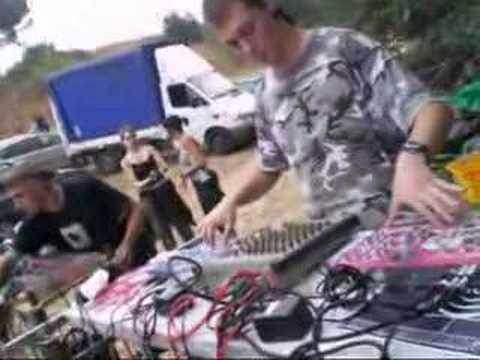 Frank@ live @ We aRe TekNo dEaLer$ (kimikaos)