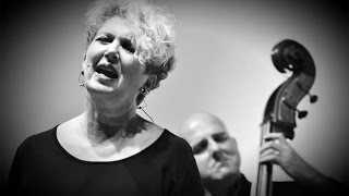 rossana casale 22 10 2016 teatro ambasciatori catania
