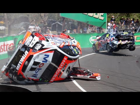 Over 30 Minutes of Australian V8 Supercars Crashes