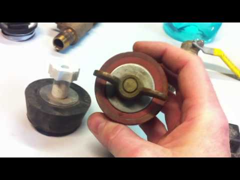 How To Pressure Test A Swimming Pool - Lesson 1