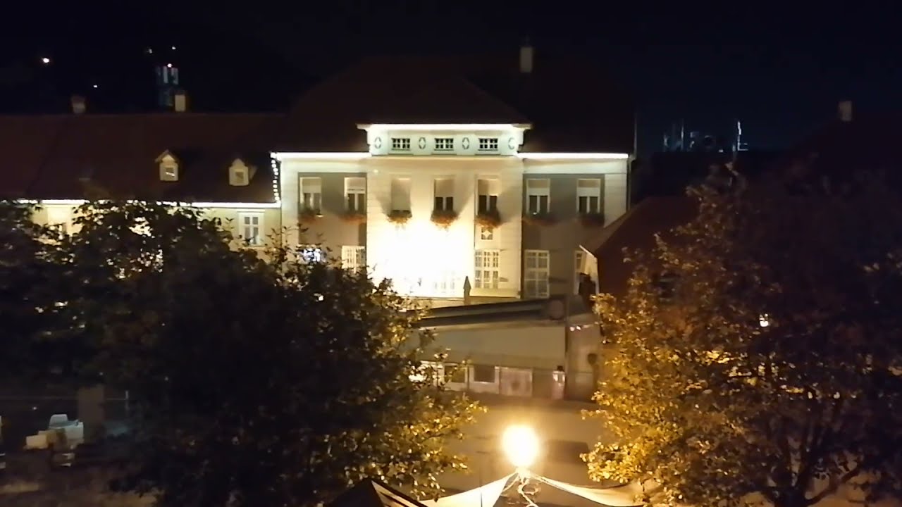 Trg Kralja Tomislava, Samobor, noću - King Tomislav's square, Samobor by night #samobor #croatia