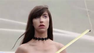 Kimbra - Everybody Knows (Official Behind The Scenes)