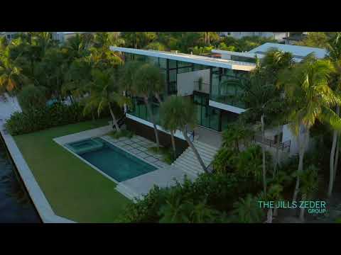 6815 Sunrise Dr, Coral Gables, Florida 33133 USA - The Jills Zeder Group