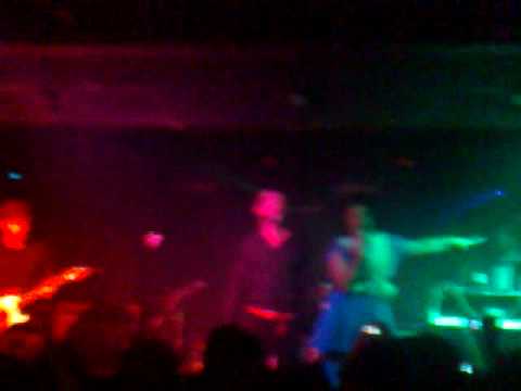 Sneaky Sound System - Pictures - Manchester Academy (10-03-2009)