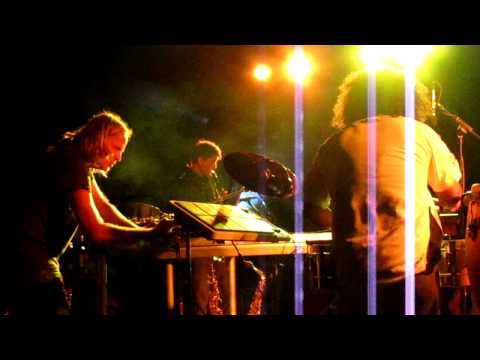 Mo'Horizons on the Beach