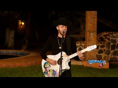 Arturo Coronel Y El Buen Estilo - Estoy Enamorado (En Vivo 2018)