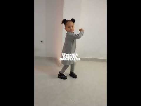 niña Gitana bailando por rumbas | yanira Salazar Jiménez