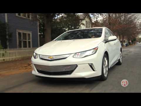 2016 Chevrolet Volt | Real World Review | Autotrader
