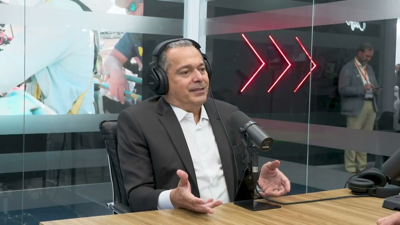 A Fusão de Eras: Como a Tecnologia está Moldando a TV