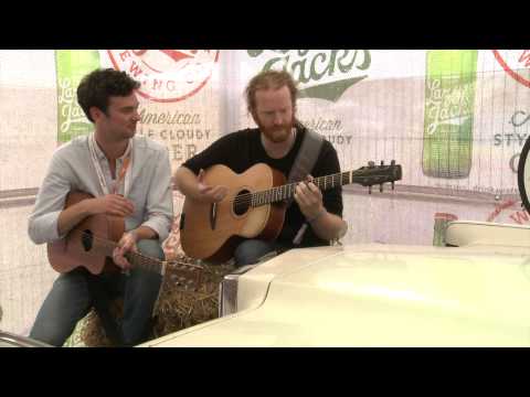 Cambridge Folk Festival 2014 - Newton Faulkner Percussive Guitar Techniques