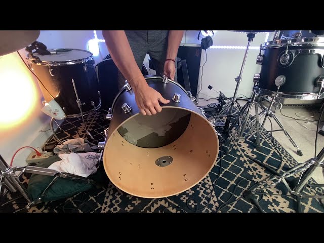 Vídeo relacionado con Evans TT10EC2S - Parche para bombo, 10" (transparente)