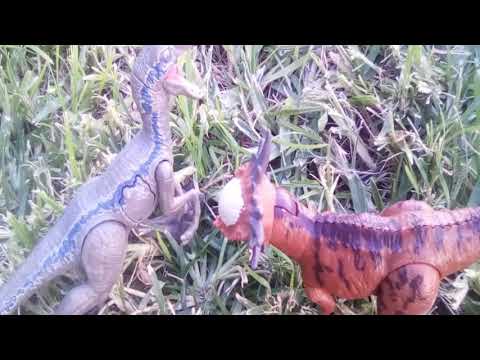 stygimoloch vs velociraptor Blue