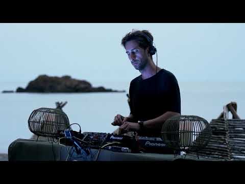Rosaluna Presents High Note Radio with Echonomist Live from Psarolakas Beach, Greece