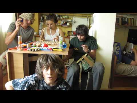 Vecinu' (repetitie'n bucătărie)