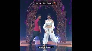 Download lagu Vartika Jha, Dharmesh sir, 💃🔥 #Dance #shorts #ytshorts #VartikaJhaWorld #India's Best Dancer mp3