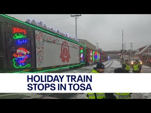 Canadian Pacific Holiday Train stops in Wauwatosa | FOX6 News Milwaukee