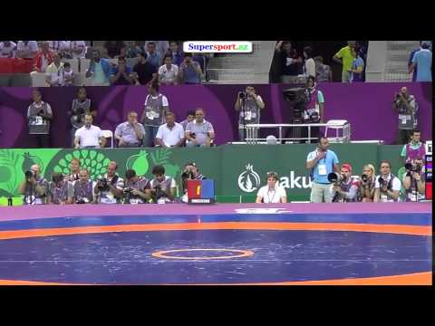 AZƏRBAYCAN PƏHLƏVANI ermənini QANA BOYADI