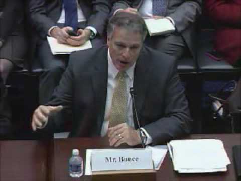 GAMA President and CEO Pete Bunce testifies before House Aviation Subcommittee, December 12, 2013