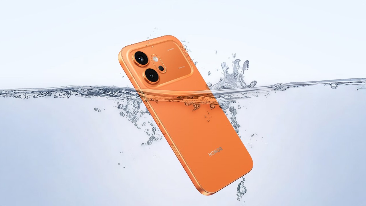 ВЫШЕЛ HONOR 600 - ЗАЩИЩЕН ОТ ВОДЫ И С БОЛЬШИМ АККУМУЛЯТОРОМ!