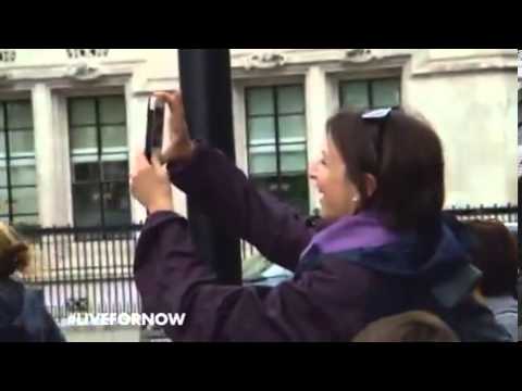 See the 'fake arm' trick from the eyes of Dynamo