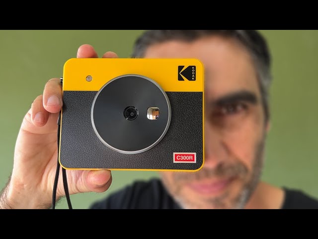 Vídeo relacionado con álbum de fotos de 288 bolsillos para la cámara instantánea Fujifilm Instax Square SQ1/SQ6/SQ10/SQ20/SQ40 y el film Kodak Mini Shot 3, que puede guardar fotos de 3x3 pulgadas (Marrón)
