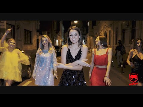 Amalia Ursu - Cu fetele ma distrez (video oficial)