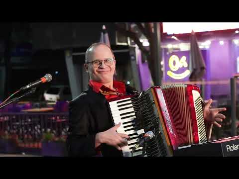 Los Reyes del Cuarteto - "Apareciste tu"  (videoclip oficial)