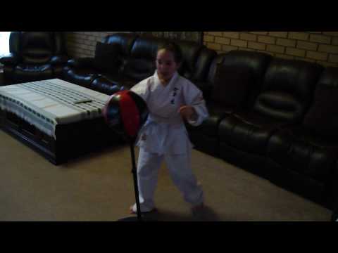 Ejona Drenica Karate Kid