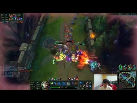 SKT T1 Faker as Riven vs Nautilus Top