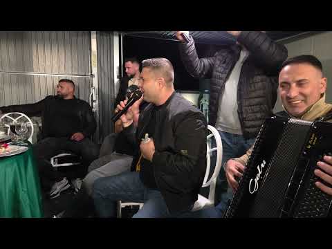 MARIAN UNGUREANU - V-AM IMPRUMUTAT CU BANI- (Live)