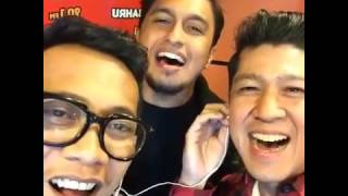 Download lagu Zarul Umbrella, Ajak & Haziq - Ramalanku Benar Belaka mp3