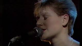 Cocteau Twins   1984 02 24   The Spangle Maker + Pearly Dewdrops @ OGWT
